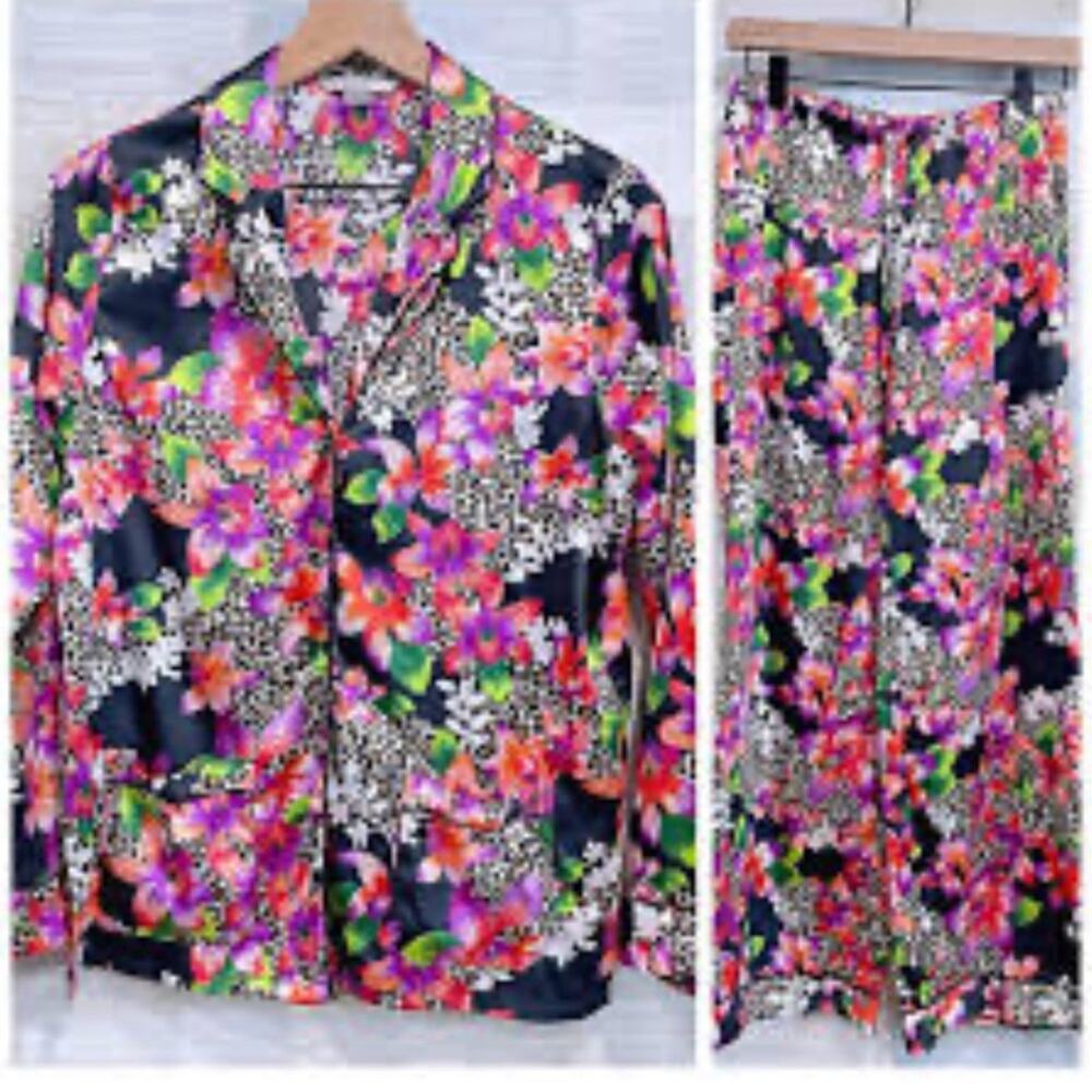 Victoria's Secret Floral Pajama Set - Black and Pink
